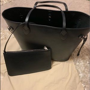 LV Neverful Black Epi Leather